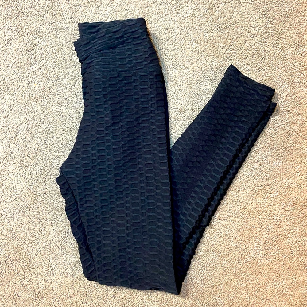 Tik tok black leggings size small